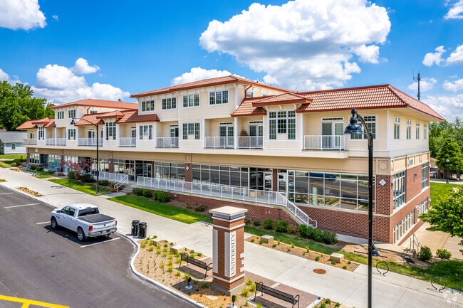 Building Photo - 6500 University Lofts - Windsor Heights Iowa