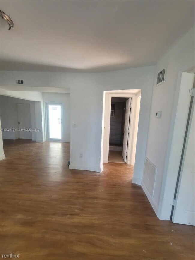 Foto del edificio - 3 br, 2 bath House - 5731 Arthur St # 0