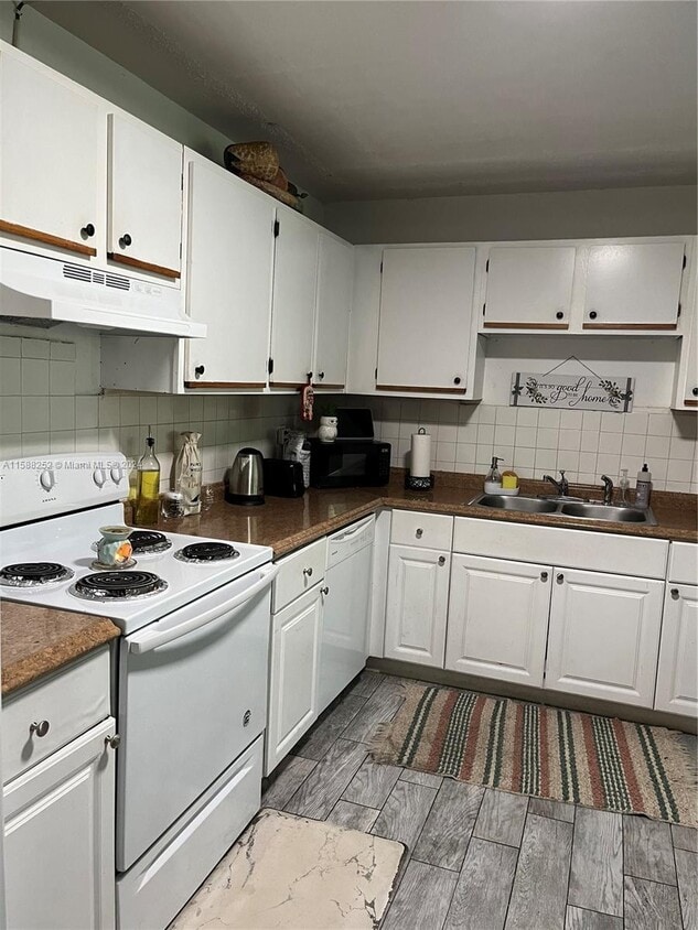 Building Photo - 14840 Naranja Lakes Blvd