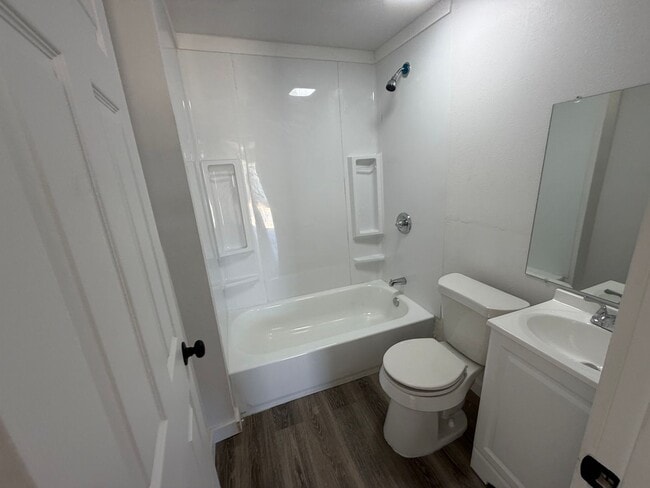 Foto del edificio - 3002 1st Pl