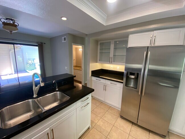 Foto del edificio - 10381 Crosscreek Terrace