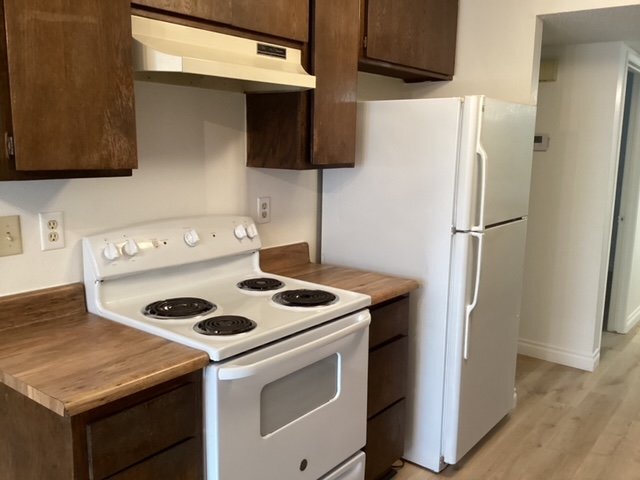 Foto del edificio - 1-Bedroom Rental in Lancaster, CA with Modern Amenities