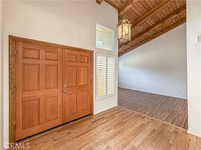 Foto del edificio - 9201 Paso Robles Ave