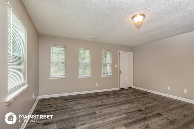 Building Photo - 810 Felicia St