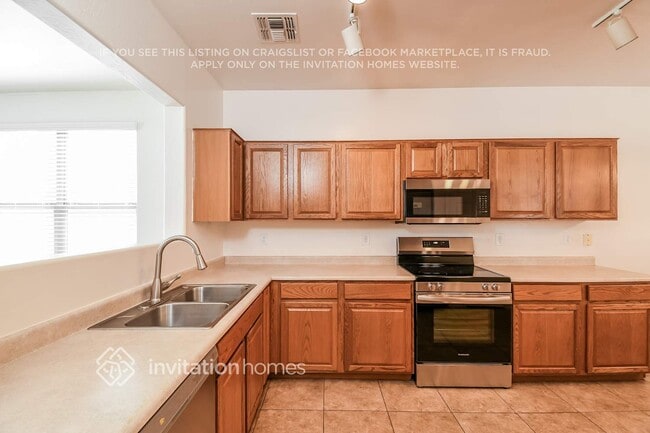 Foto del edificio - 2186 W Agrarian Hills Dr