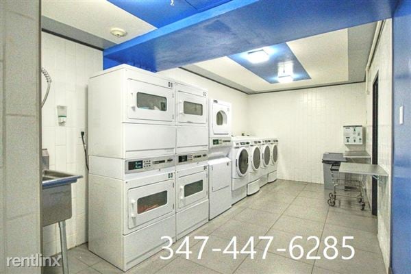Building Photo - 342 Eldert St