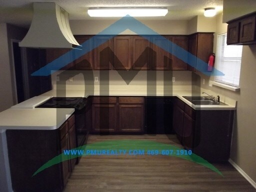 Foto del edificio - 33 Shady Valley Ct