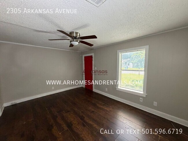 Foto del edificio - 2305 Arkansas Ave
