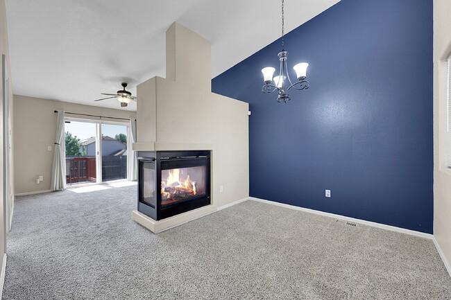 Foto del edificio - $1,750.00, 4 bed, 3 bath, located in Color...