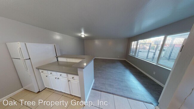 Foto del edificio - 2539-2539 E 16th St