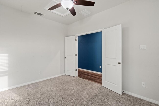 Building Photo - 204 Jordan Vly Dr