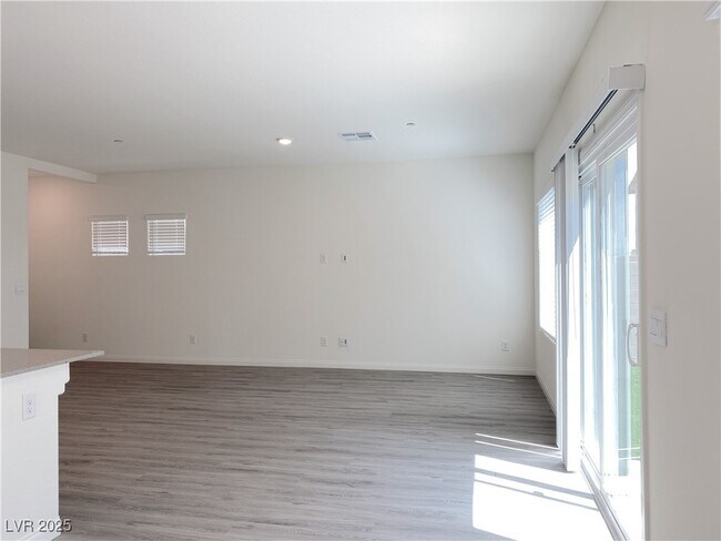 Building Photo - 9920 S Ullom Dr