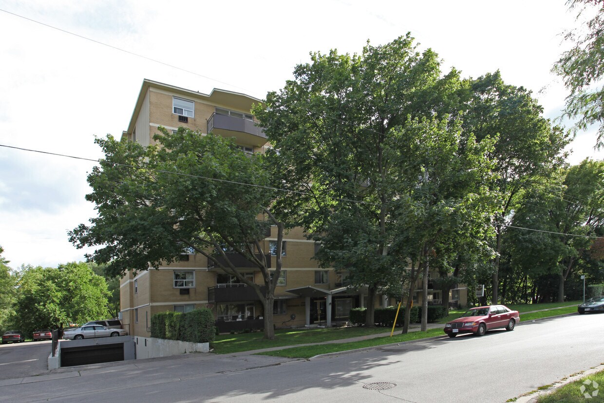 595 Brookdale Ave, Toronto, ON M5M 1S5 Apartments 595 Brookdale Ave