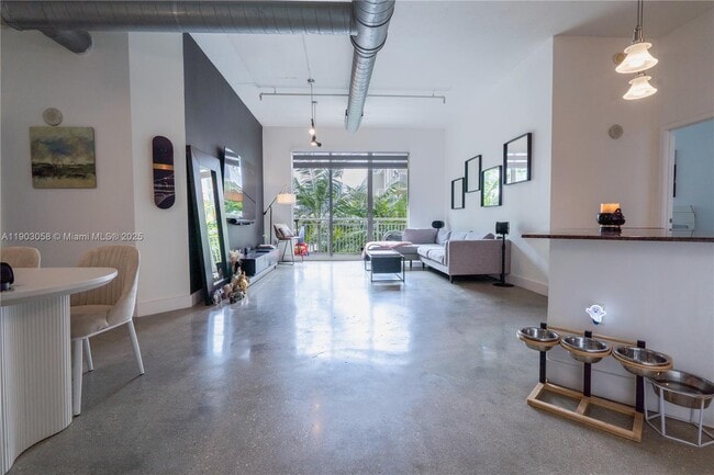 Foto del edificio - 2001 Biscayne Blvd