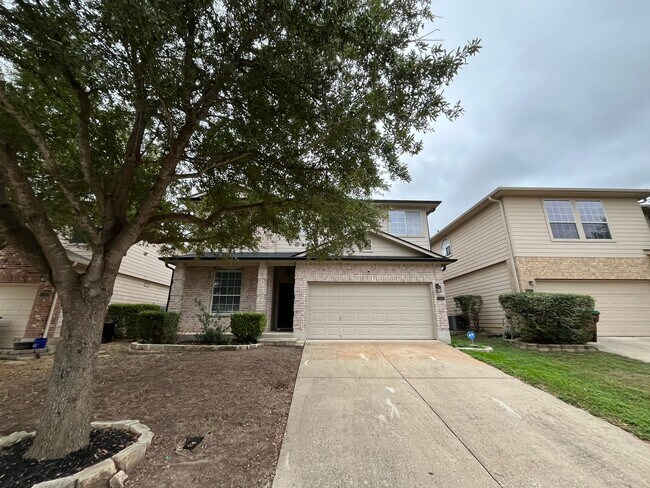 Photo - 15434 Grosbeak Pass House