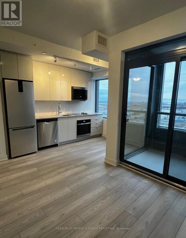 Building Photo - 2920 Hwy 7