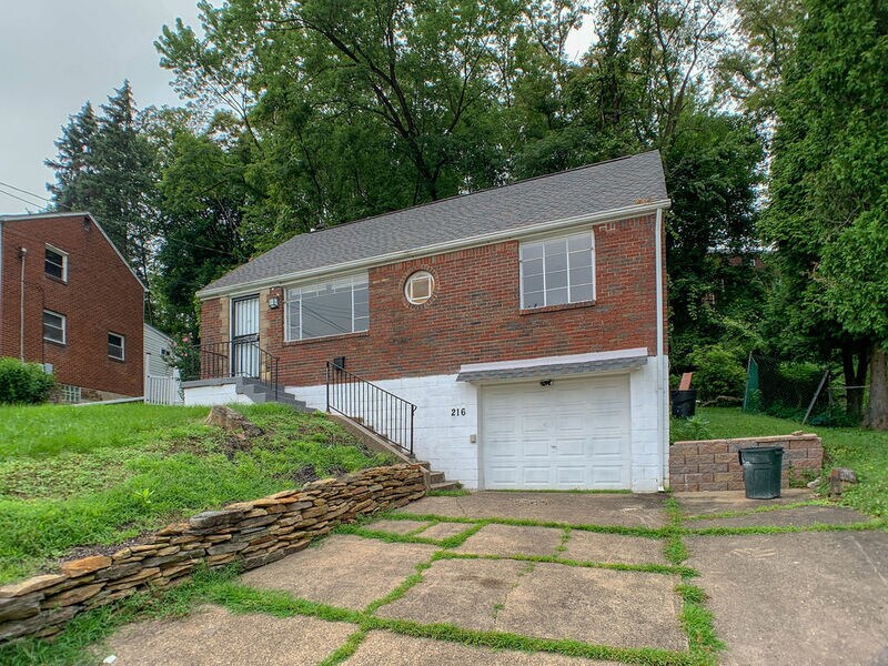 216 Calmar Dr, Verona, PA 15147 House Rental in Verona, PA