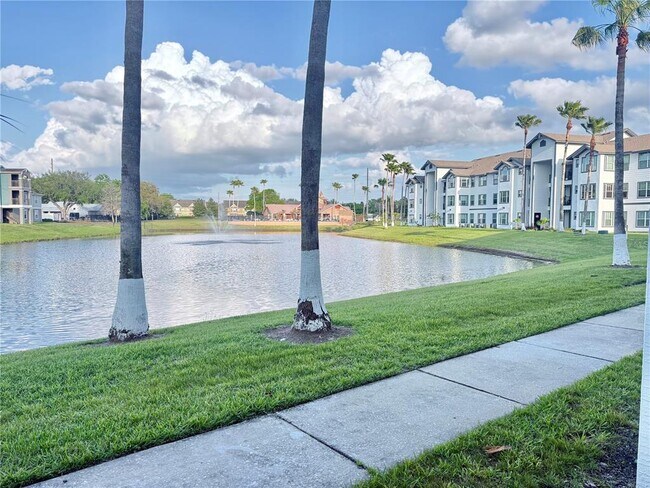 Foto del edificio - 4105 Tropical Isle Blvd