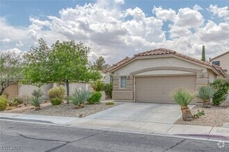 Building Photo - 417 Carlton Kay Pl