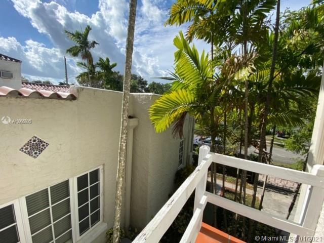 Building Photo - 1265 Andalusia Ave