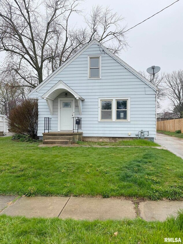 Primary Photo - 303 Central St