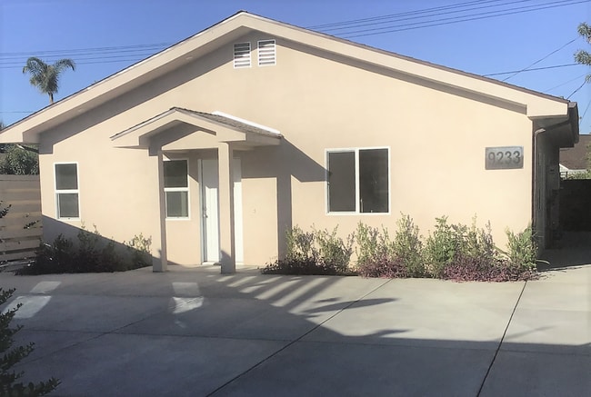 Front of House - 9233 Vanalden Ave