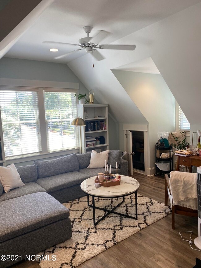 Building Photo - 6523 Brevard Dr