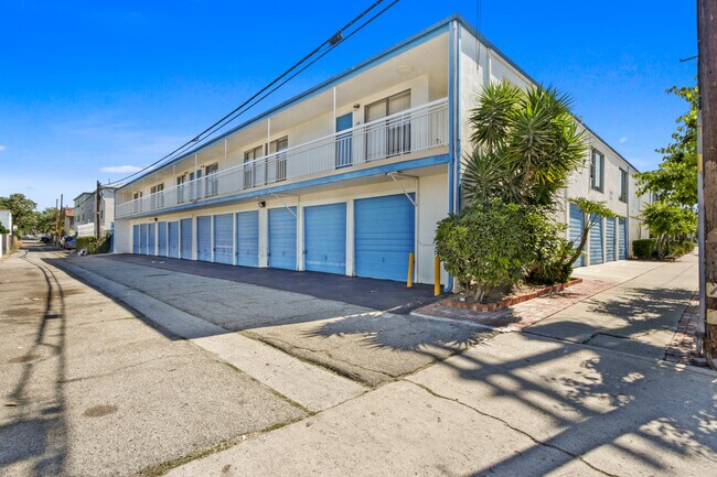 Foto del edificio - 900 N. Wilmington Blvd.