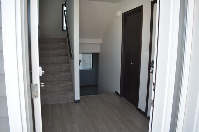 Foto del edificio - 3 Bed 3 Bath Single Family Home