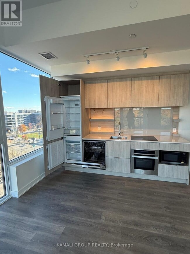 Building Photo - 28 Ann St