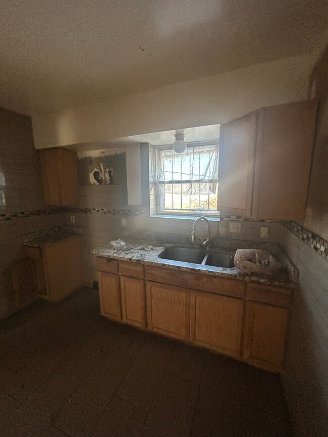 Photo - 8214 Pelham Ave House