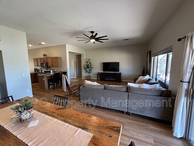 Foto del edificio - 29507 N 155th Ave.