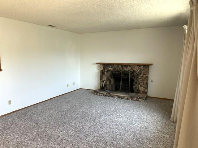 Building Photo - 781 Somerset Ct