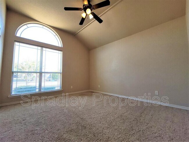 Foto del edificio - 1610 Shadow Canyon Dr