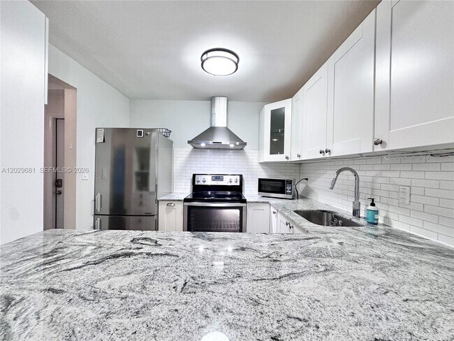 Foto del edificio - 9974 SW 88th St
