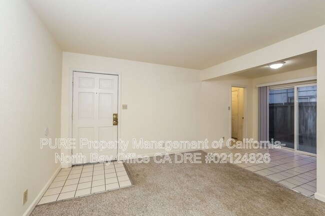 Building Photo - 327 N Main St