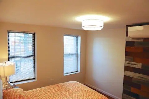 Foto del edificio - 542A Willoughby Ave