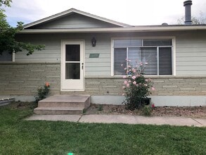 Building Photo - 3 Bed, 2 Bath Home with 2 Bonus Basement Rooms – Prime Location Near CSU | Available June 10th!