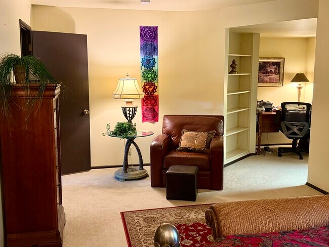 Foto del edificio - 5058 Three Fountains Cir