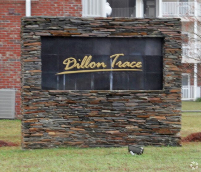 Foto del edificio - Dillon Trace Apartments