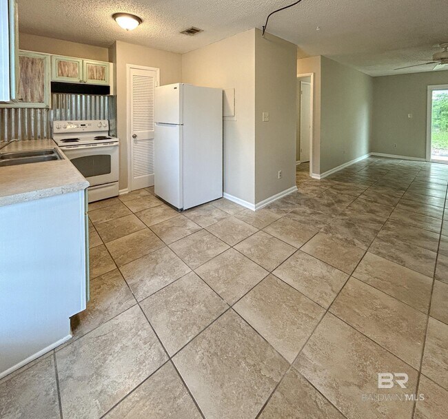 Foto del edificio - 6424 Schoel Ln