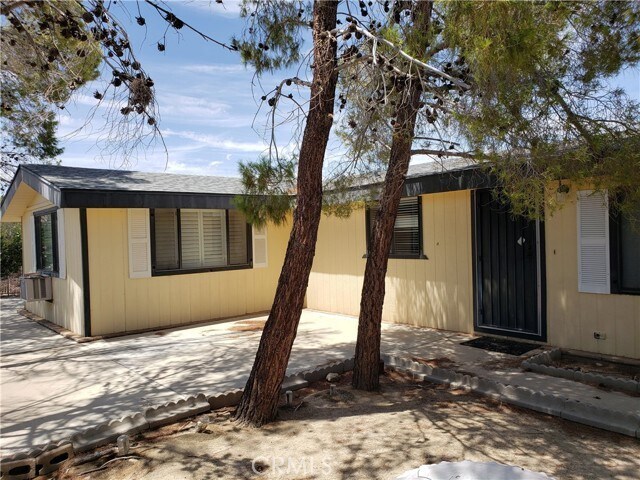 Building Photo - 74976 Aladdin Dr