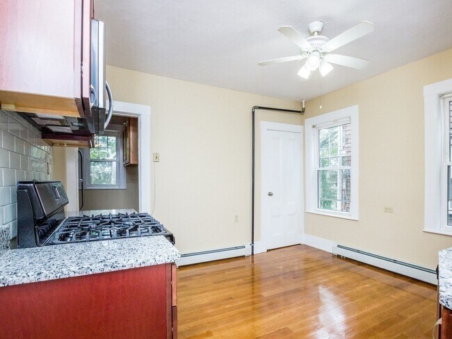 Building Photo - 21-23 Spaulding St