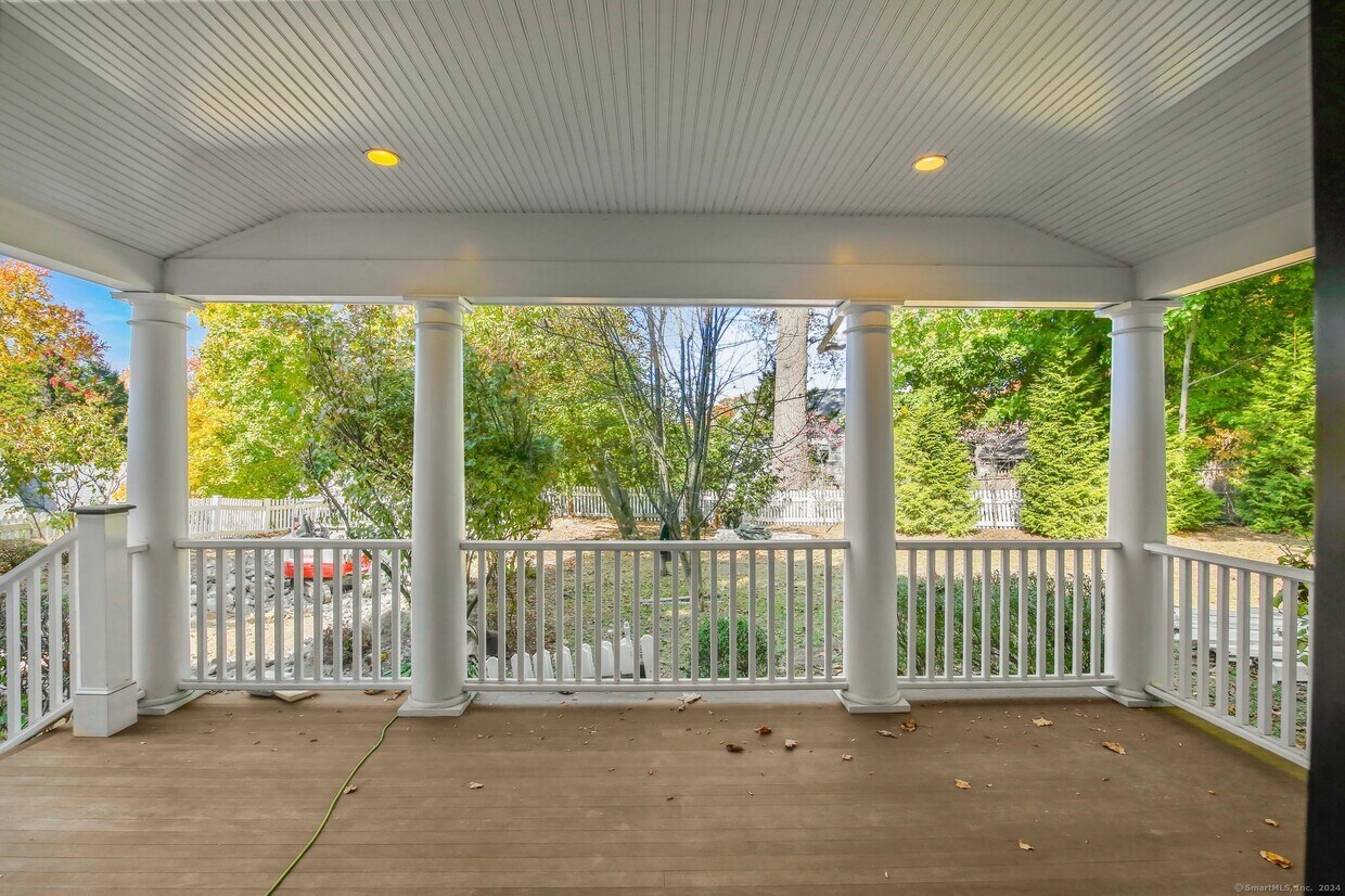 Primary Photo - 52 Hendrie Ave