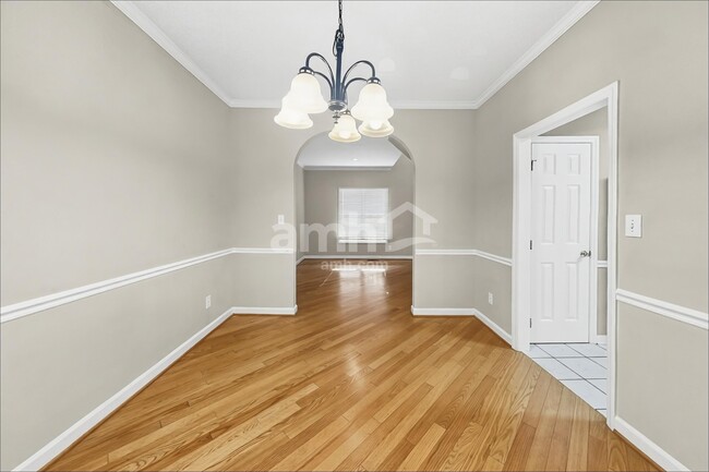 Building Photo - 3520 Huntingridge Dr