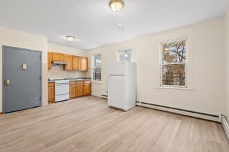 Building Photo - 360 West Side Ave