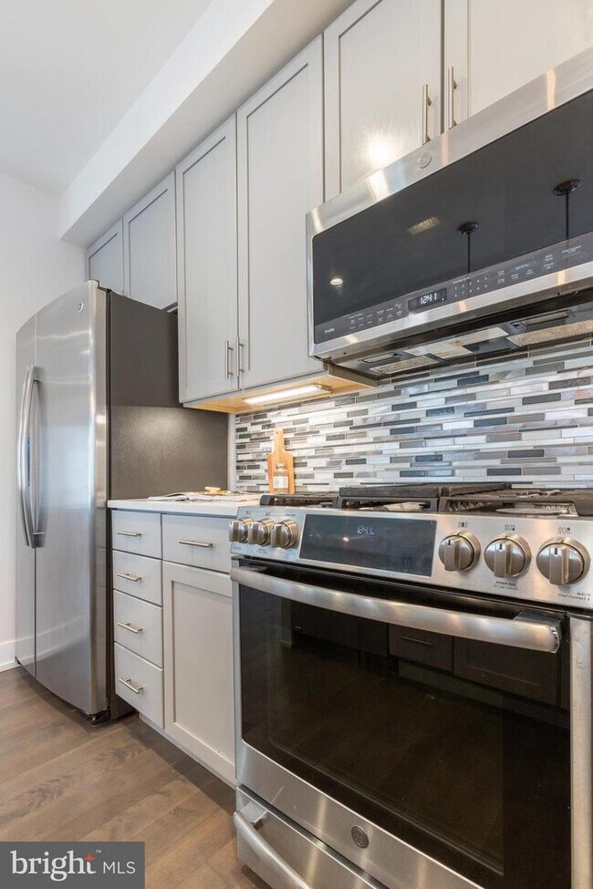 Foto del edificio - 2563 Grays Ferry Ave