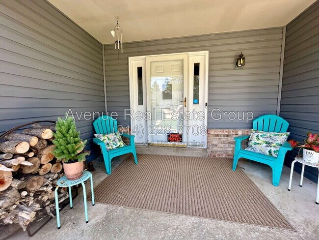 Foto del edificio - 977 Chestnut Oak Dr