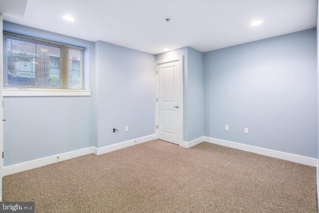 Foto del edificio - 2614 Webster St