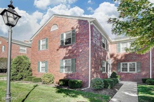 Primary Photo - 1106 Sells Ave